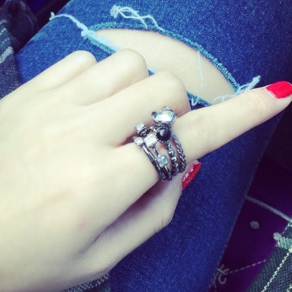 Gunmetal Crystal Midi Stacked Antique Silver Rings - Picture 5 of 8